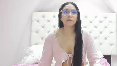 Aome Rainbow online show from 02.02.26