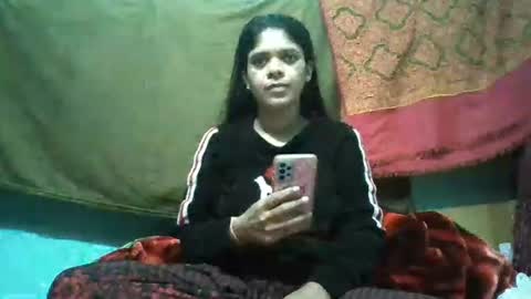 Snapshot of apa142817 chatting on 02.11.26 Aparalux online show from 02.11.26