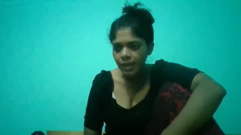 Snapshot of apa142817 chatting on 05.16.26 Aparalux online show from 05.16.26