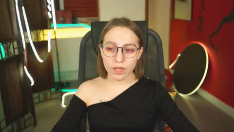 APHEX QUEEN online show from 02.04.25