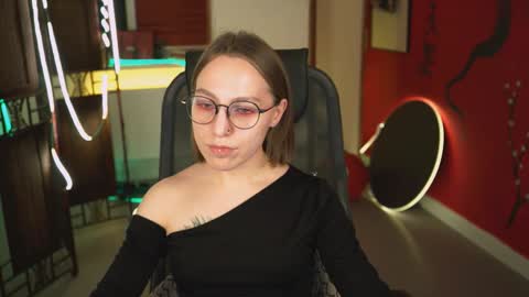 APHEX QUEEN online show from 02.04.25