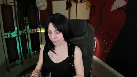 APHEX QUEEN online show from 03.12.25