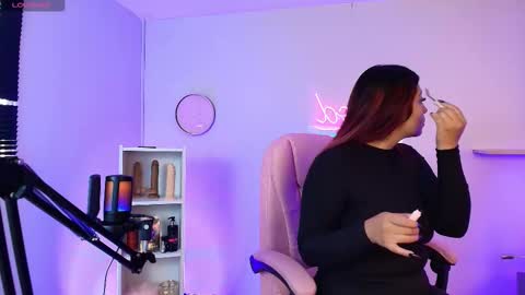 Snapshot of aphirl__ chatting on 10.10.25 Aphirl online show from 10.10.25