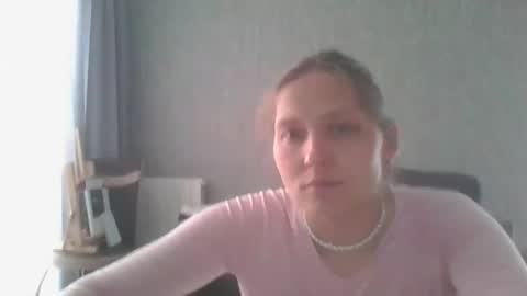 Snapshot of aphrodisiaque_ chatting on 03.29.26 aphrodisiaque_ online show from 03.29.26
