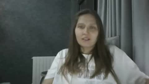 Snapshot of aphrodisiaque_ chatting on 04.09.26 aphrodisiaque_ online show from 04.09.26