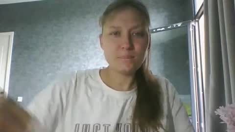 Snapshot of aphrodisiaque_ chatting on 05.06.26 aphrodisiaque_ online show from 05.06.26