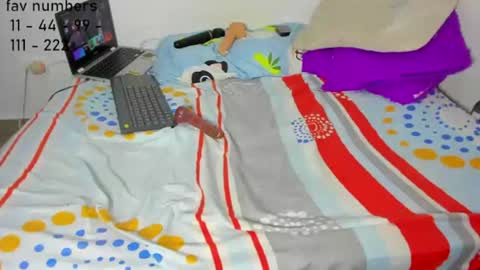 Snapshot of aphrodites_ass chatting on 06.22.26 Tati Colombian online show from 06.22.26