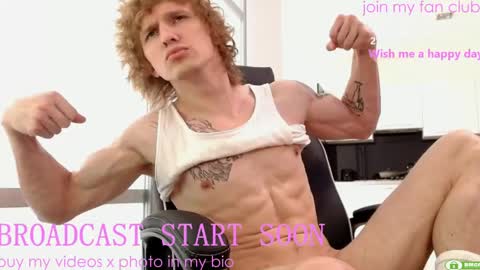 Snapshot of apollojam chatting on 05.20.26 August BUY MY VIDEOS IN MY BIO. SALE 20 online show from 05.20.26
