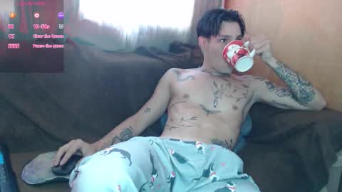 Snapshot of apolo01_ chatting on 02.01.26 Apolo online show from 02.01.26