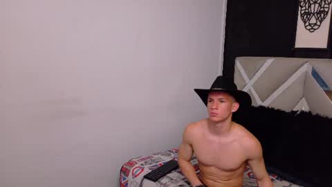Snapshot of apolo_warrior chatting on 06.26.26 Apolo online show from 06.26.26