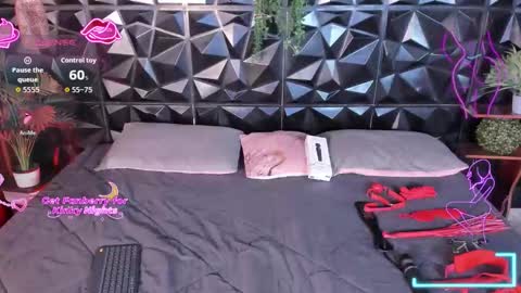 Snapshot of appril_foxx chatting on 12.03.25 apprilfoxx online show from 12.03.25