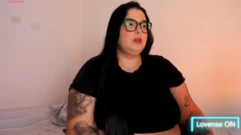 Snapshot of apriilpeach_ chatting on 01.28.25 Maria online show from 01.28.25