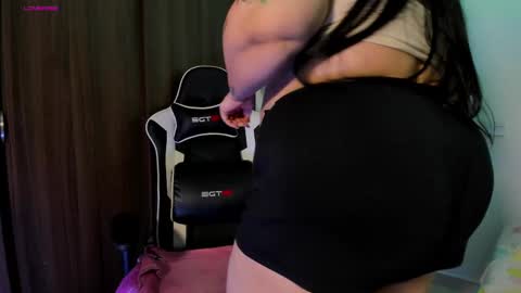 Snapshot of apriilpeach_ chatting on 09.25.25 Maria online show from 09.25.25