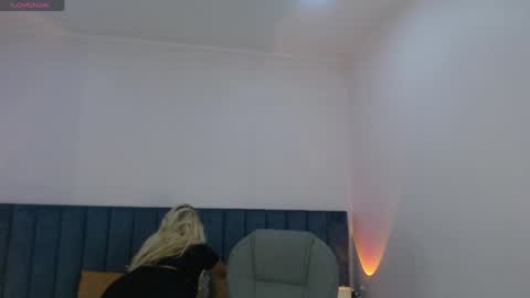 Snapshot of april__bunny chatting on 04.21.26 April Bunny online show from 04.21.26