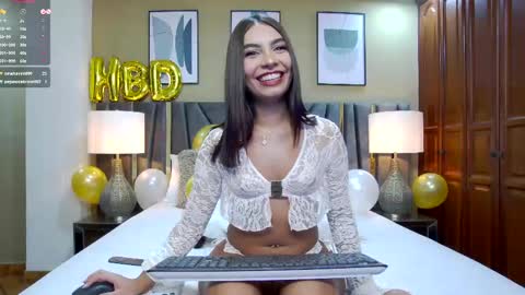 Snapshot of april_derricks chatting on 05.19.26 April online show from 05.19.26