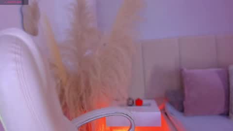 Snapshot of april_ebony18_ chatting on 04.23.26 April online show from 04.23.26