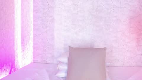 Snapshot of aprilalen chatting on 05.04.26 April online show from 05.04.26