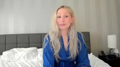 Snapshot of aprilaudrey_ chatting on 06.09.26 Audrey Im usually online every single day except sundays from and 20 pm uk time online show from 06.09.26