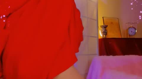 aprill_o_nill online show from 12.08.24