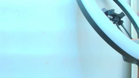 aprillross online show from 12.20.25