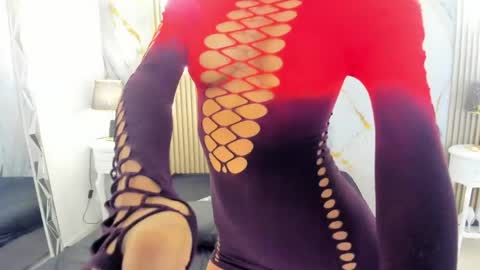 aprillross online show from 04.10.26