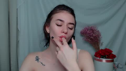 Snapshot of aprillswift_ chatting on 01.23.25 Aprill online show from 01.23.25