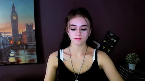 Snapshot of aprillswift_ chatting on 02.03.25 Aprill online show from 02.03.25