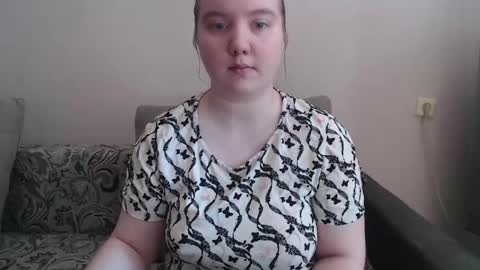 Snapshot of aquanarmin chatting on 04.28.26 Josefin online show from 04.28.26