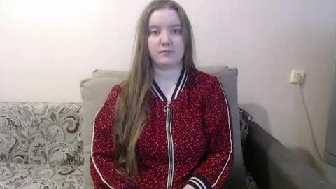 Snapshot of aquanarmin chatting on 05.06.26 Josefin online show from 05.06.26
