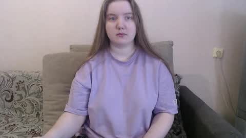 Snapshot of aquanarmin chatting on 05.12.26 Josefin online show from 05.12.26