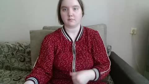 Snapshot of aquanarmin chatting on 06.10.26 Josefin online show from 06.10.26
