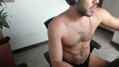 Snapshot of aquiles0224 chatting on 12.03.24 T. online show from 12.03.24