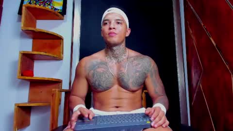 Snapshot of aquiles_elpapi chatting on 07.30.26 AquilesElpapi online show from 07.30.26