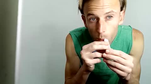 Aquilesmade online show from 10.30.25