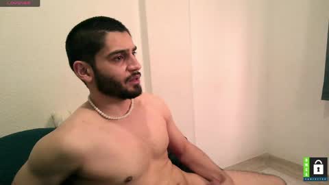 Snapshot of arab_b chatting on 05.21.26 Thiago online show from 05.21.26