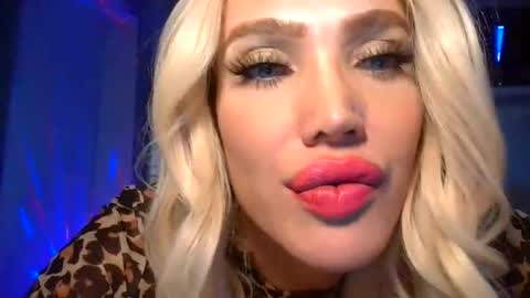 Snapshot of arabitsmariam chatting on 09.25.25 arabictsmariam online show from 09.25.25