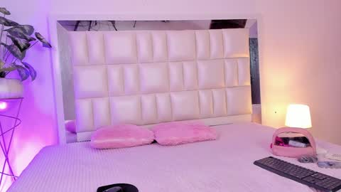   online show from 01.09.25