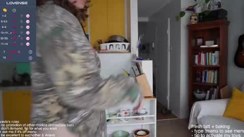 aravis online show from 10.25.25