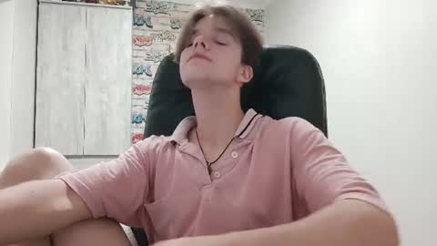 Snapshot of arcanetracer chatting on 06.17.26 Daniel online show from 06.17.26