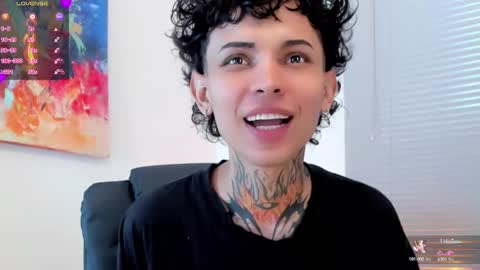 Snapshot of arceluuz chatting on 02.04.25 Arceluz online show from 02.04.25