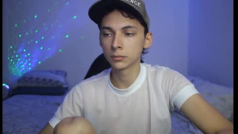 Snapshot of archi_love chatting on 12.28.24 ARCHIBALDO online show from 12.28.24