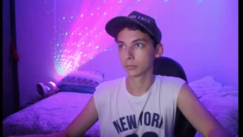 Snapshot of archi_love chatting on 12.29.24 ARCHIBALDO online show from 12.29.24