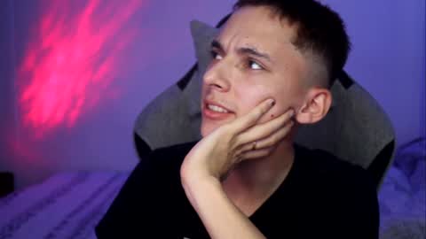 Snapshot of archi_love chatting on 01.28.25 ARCHIBALDO online show from 01.28.25