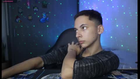 Snapshot of archi_love chatting on 02.04.25 ARCHIBALDO online show from 02.04.25