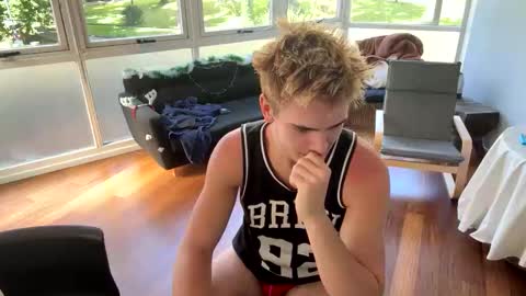 Snapshot of archievirt chatting on 12.18.25 Archie online show from 12.18.25