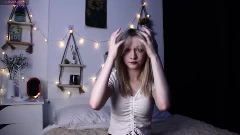 Jenny online show from 09.25.25