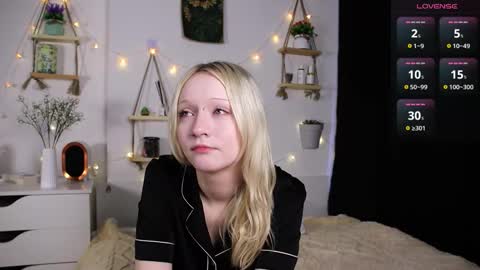 Jenny online show from 10.05.25