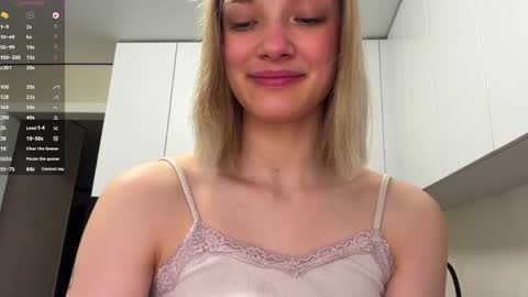 Caroline online show from 06.08.26