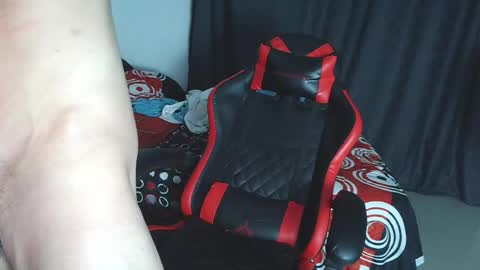 Snapshot of ares_aestheticgod chatting on 05.01.26 Ares D online show from 05.01.26