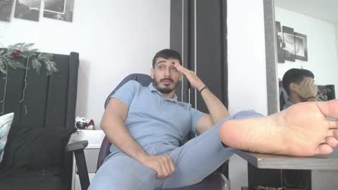 Snapshot of ares_xxxx chatting on 12.26.24 ARES online show from 12.26.24